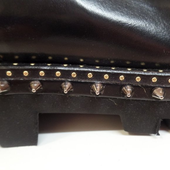 Sebastian Milano Sz 39 Pull On Black Leather Boots With Punk Rock Detailing. - Picture 7 of 12